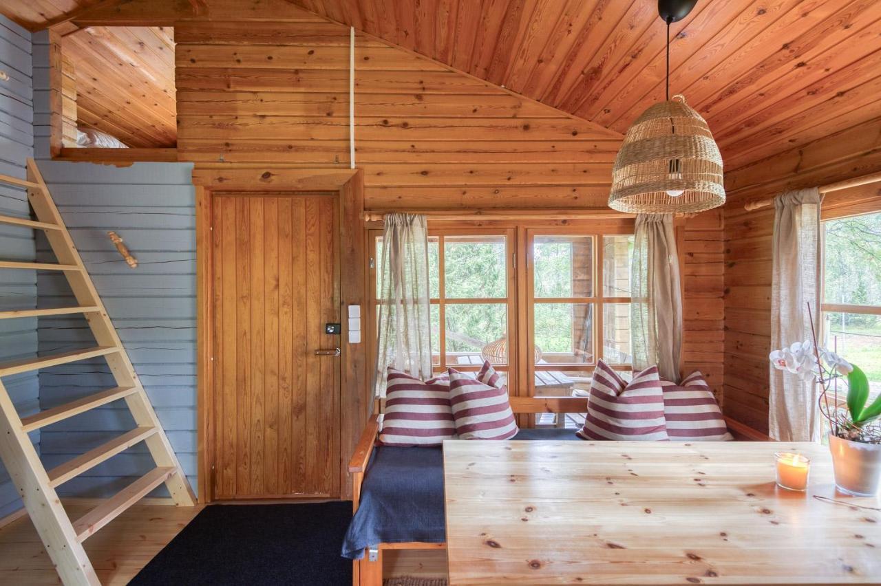 Pinetree Cottages Cozy Log Cabin Kalanti Bagian luar foto