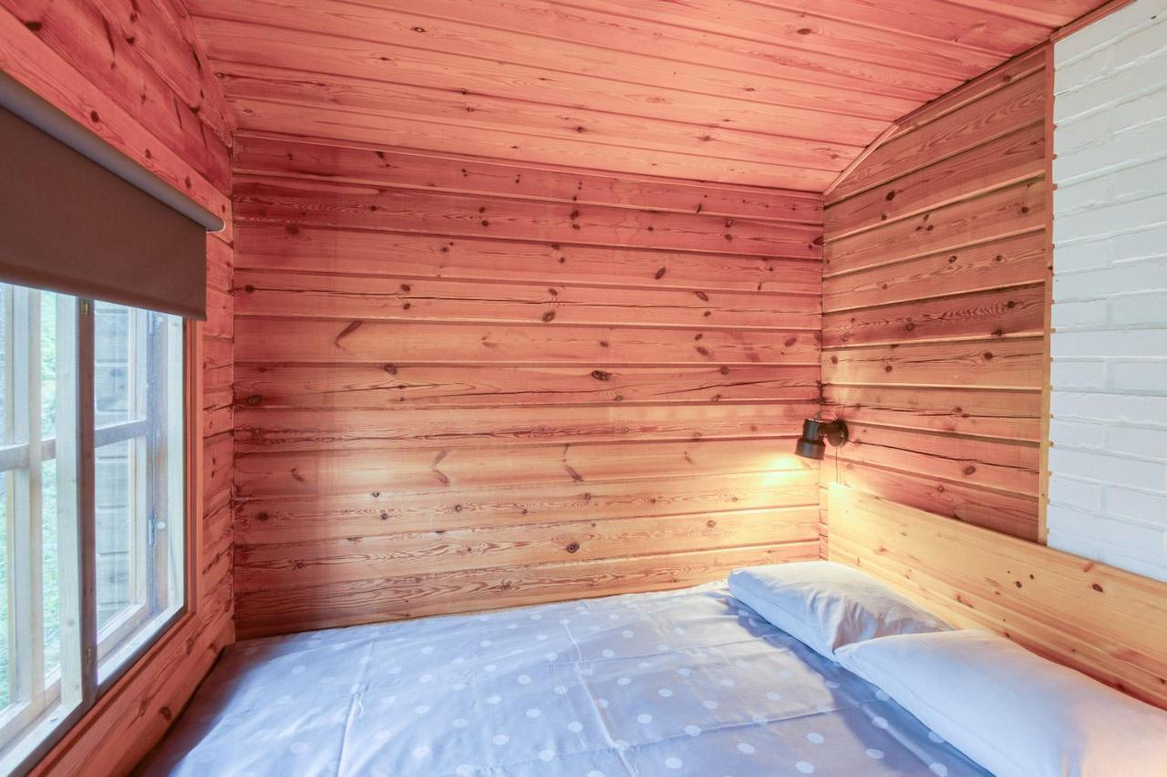 Pinetree Cottages Cozy Log Cabin Kalanti Bagian luar foto